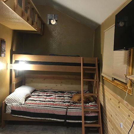 New Cabin 1 Car Rental Available Custer Exterior photo